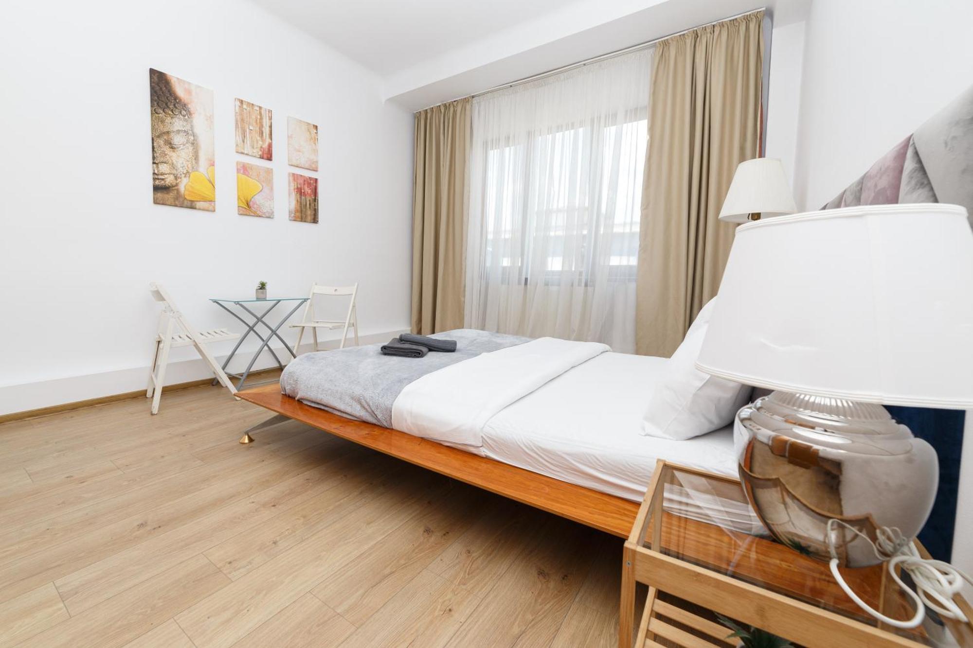 Color Franceza Street 4bedrooms Bucharest