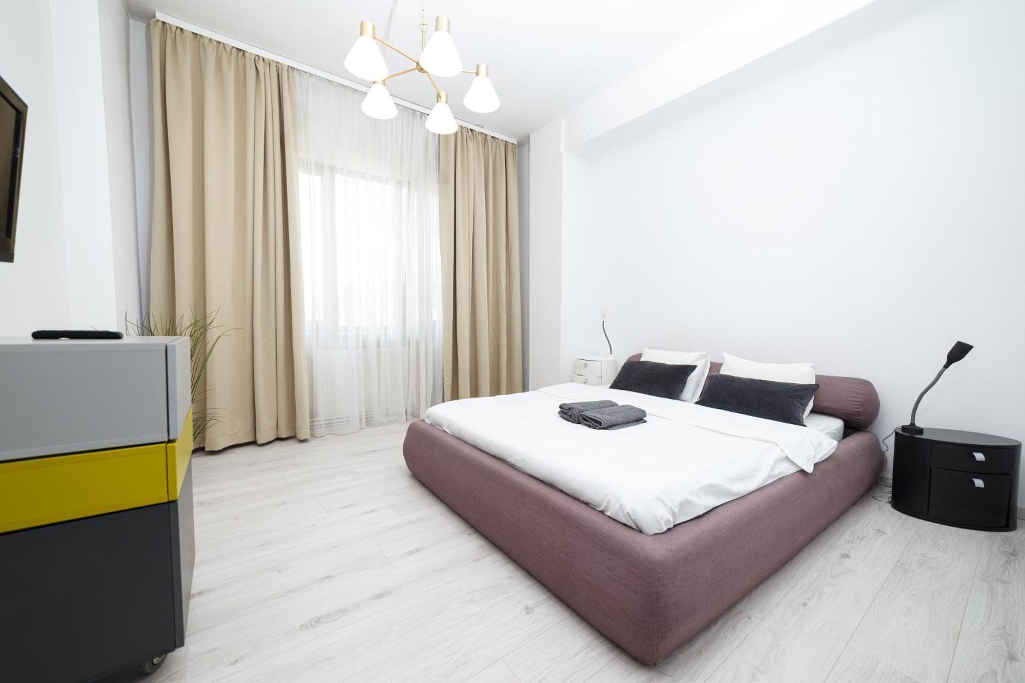 Apartment Color Franceza Street 4bedrooms *