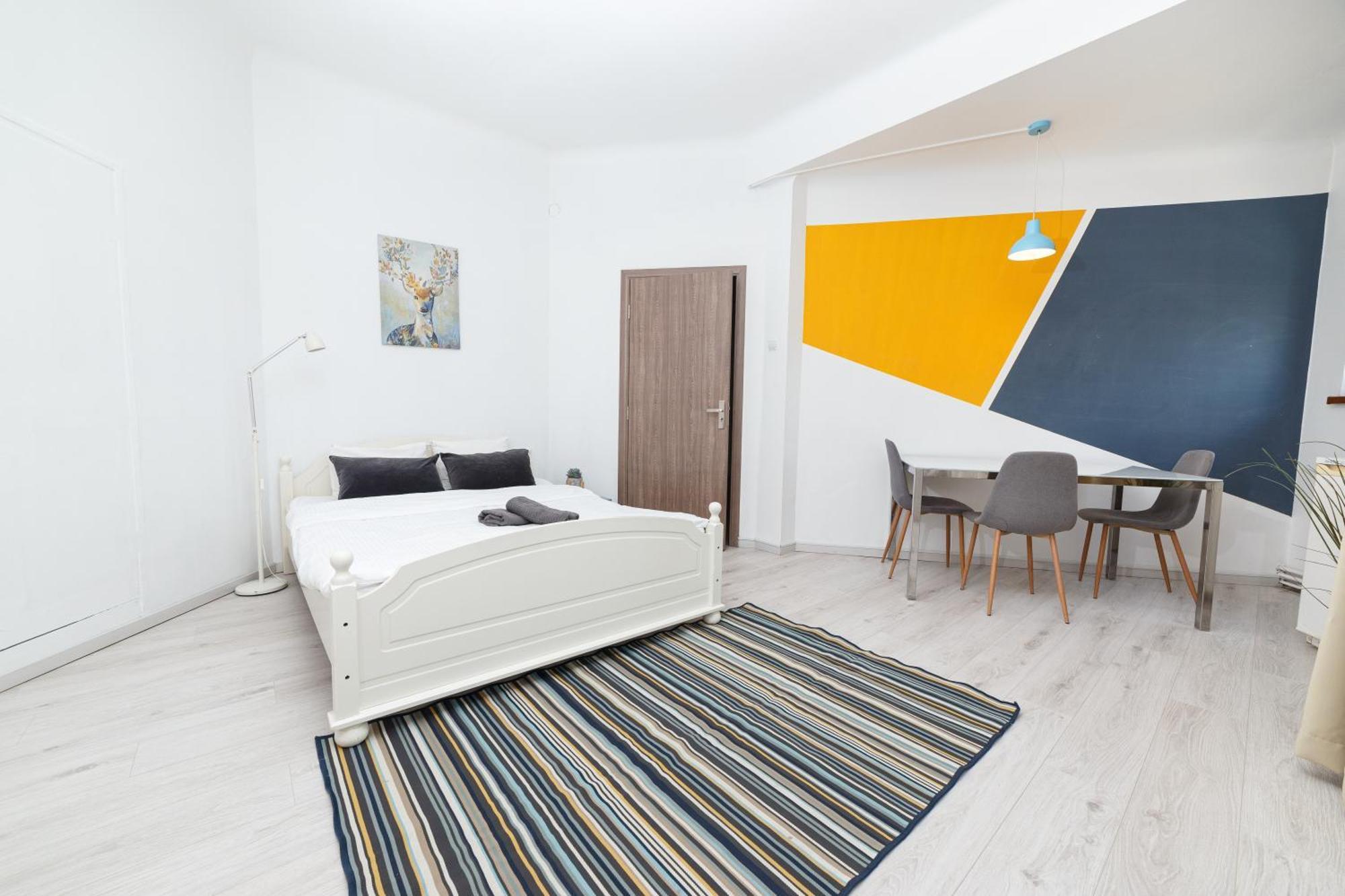 Apartment Color Franceza Street 4bedrooms Bucharest