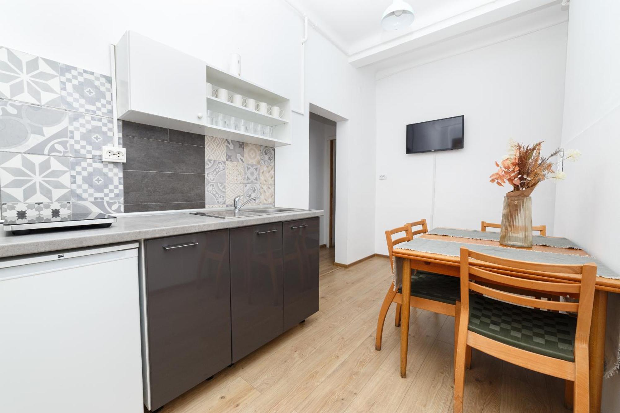 Color Franceza Street 4bedrooms