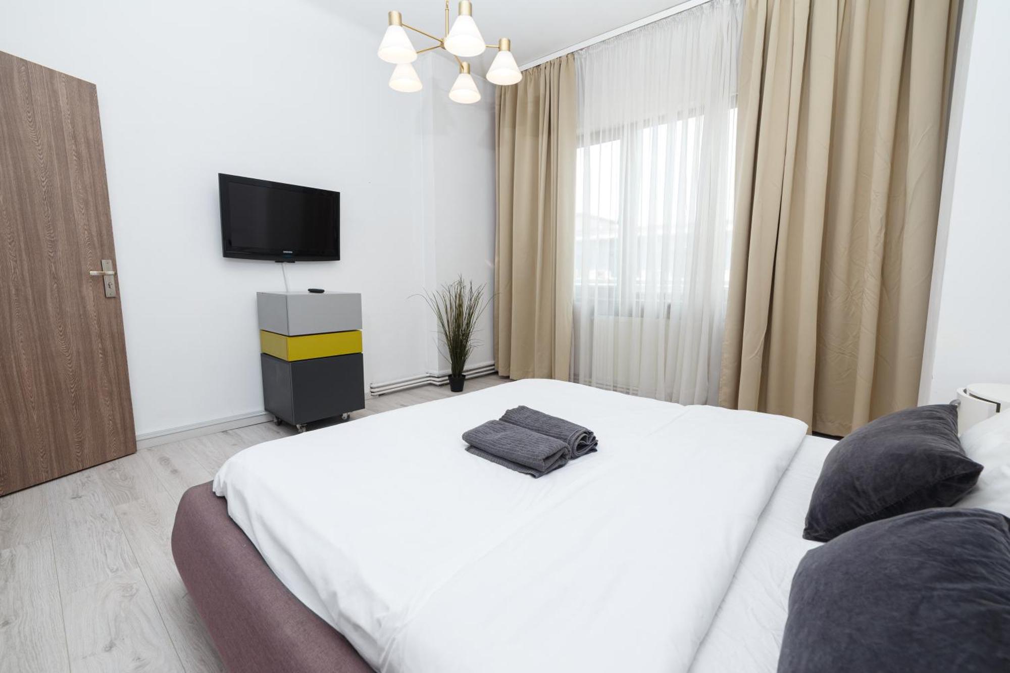 Color Franceza Street 4bedrooms