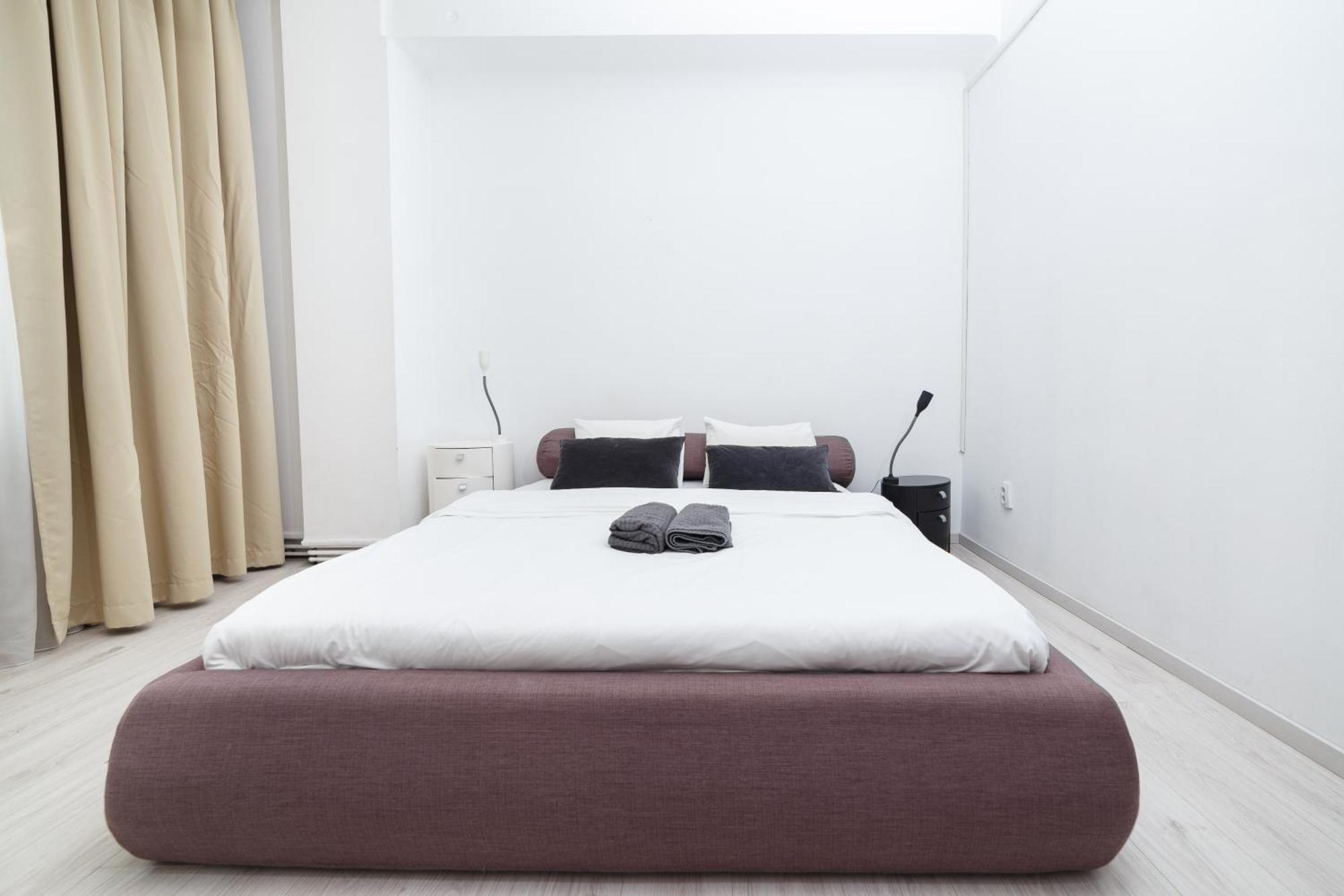 Color Franceza Street 4bedrooms Apartment *
