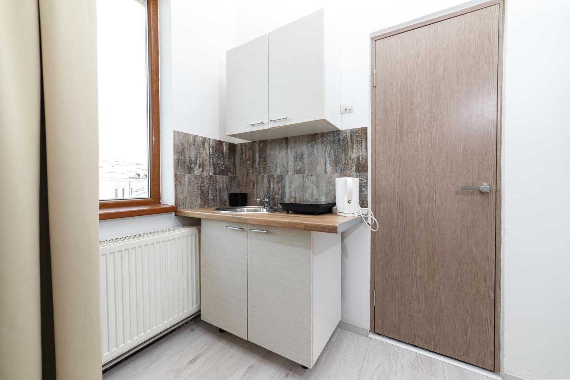 Color Franceza Street 4bedrooms Apartment *