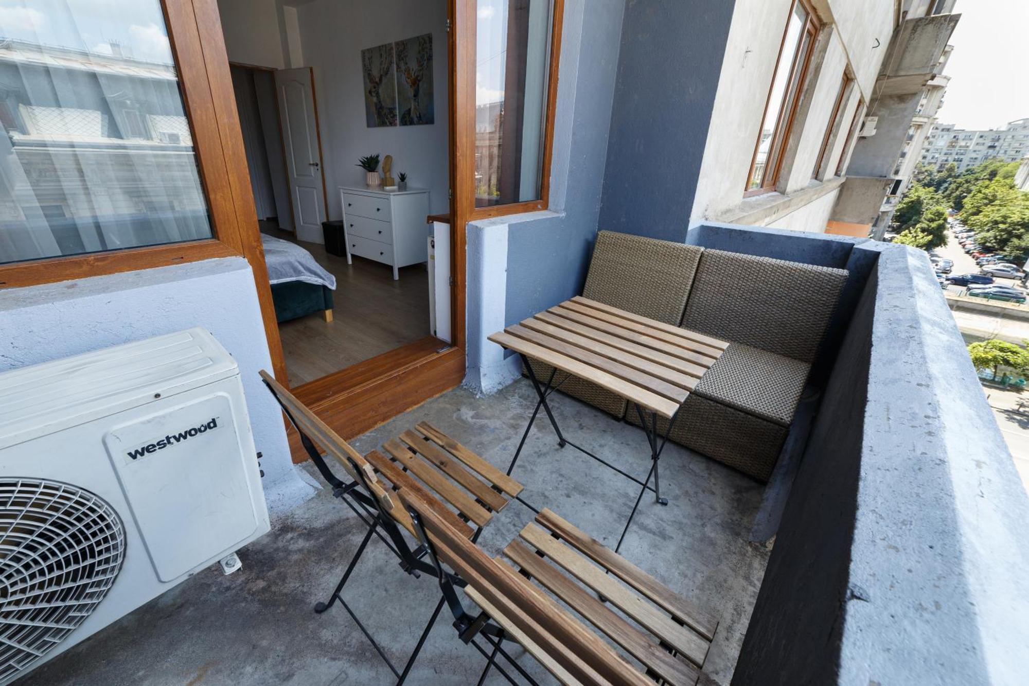 Color Franceza Street 4bedrooms
